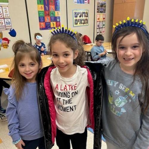 15 minutes We strive to create a community with strong interpersonal relationships and utilize kehillah to develop peer to peer and student to teacher relationships.