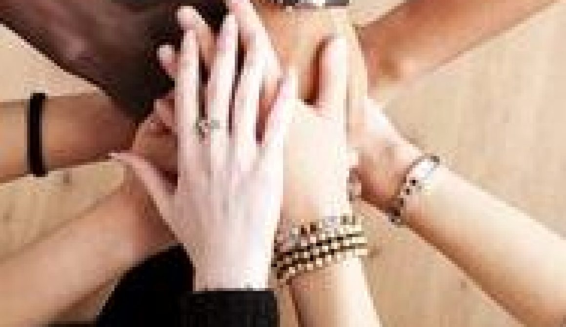 96-47-21-panel_bg_hat1