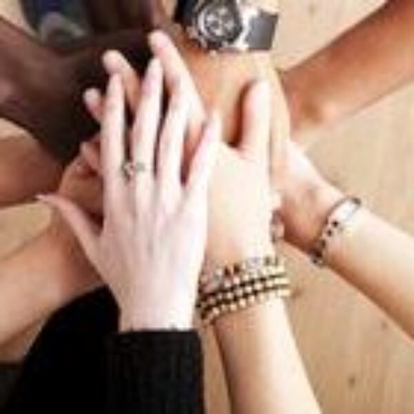 96-47-21-panel_bg_hat1