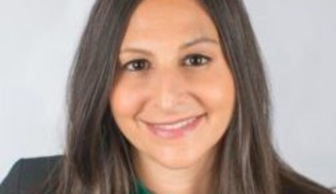 Baht Weiss Headshot 2018