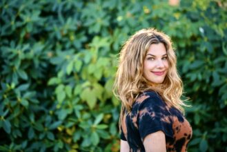 Folding Loss Into Our Lives with Modern Loss' Rebecca Soffer with Rebecca Soffer Wednesday 2/8 7:30pm In Person and on Zoom Learn More